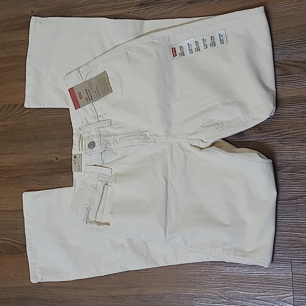 Levi's Off-White High Rise Bootcut Jeans